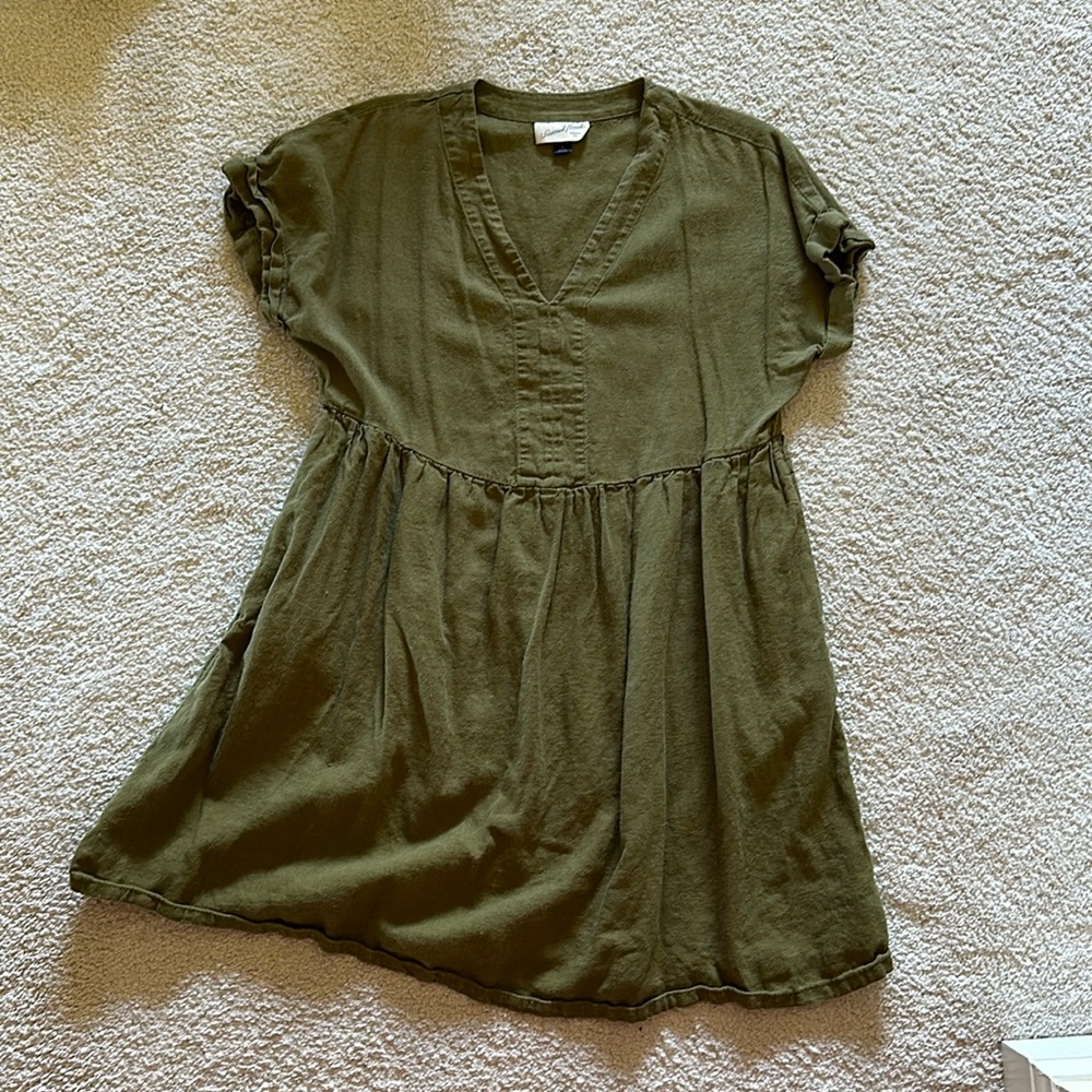Olive green oversized mini dress with pockets, size S
